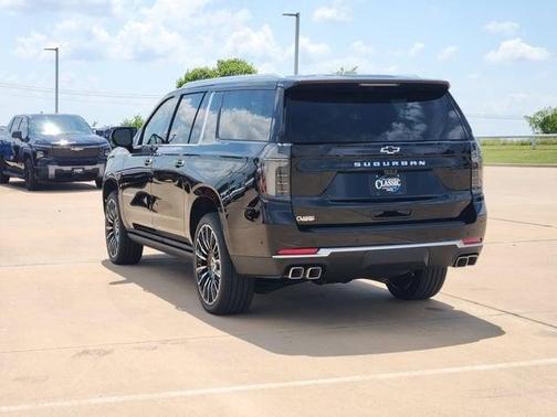 Black 2026 Chevrolet Suburban High Country