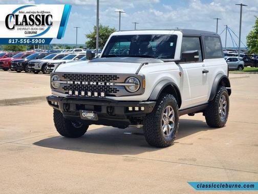 White 2023 Ford Bronco
