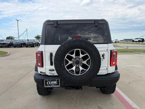 White 2023 Ford Bronco