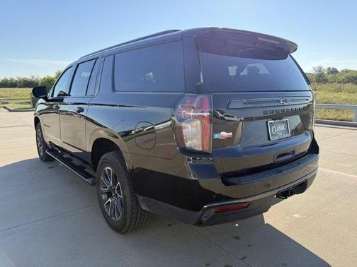 2022 Chevrolet Suburban Z71