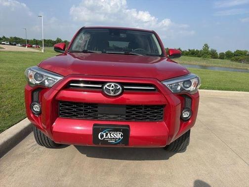 2022 Toyota 4Runner SR5