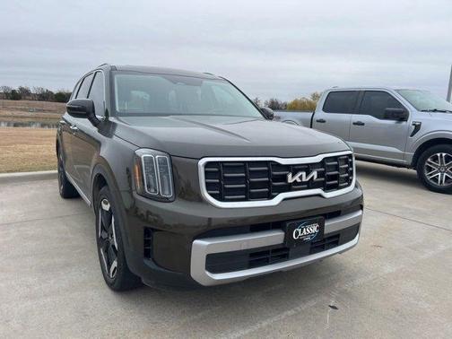 2023 Kia Telluride S
