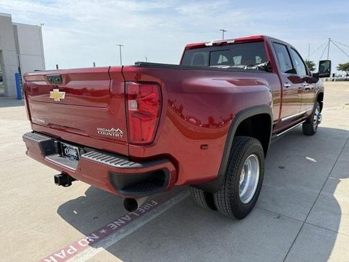 2025 Chevrolet Silverado 3500 High Country
