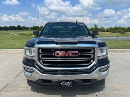 Onyx Black 2017 GMC Sierra 1500 SLE