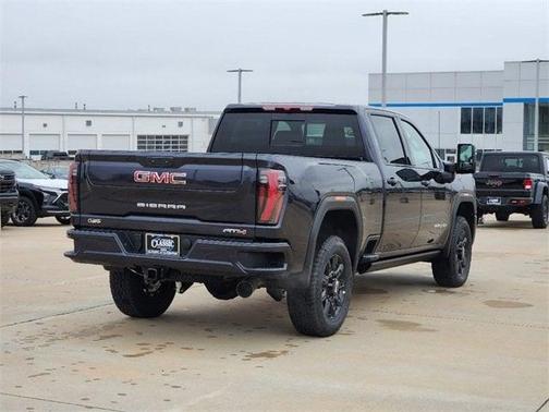 2025 GMC Sierra 2500 AT4