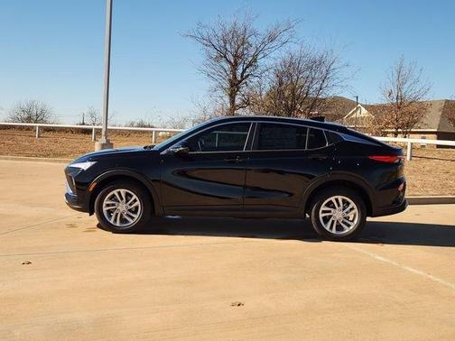 Ebony Twilight Metallic 2026 Buick Envista Preferred