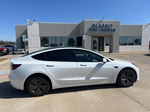 2023 Tesla Model 3 Base