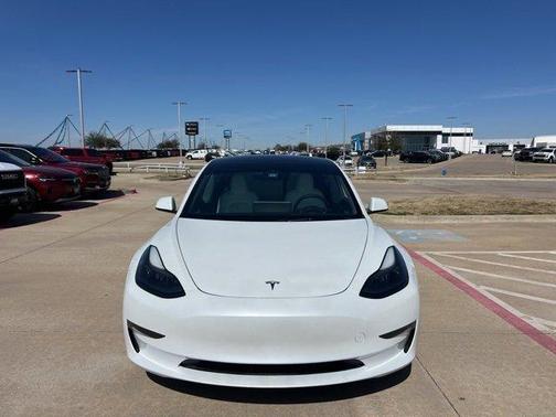 2023 Tesla Model 3 Base