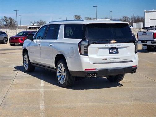 2025 Chevrolet Suburban Premier