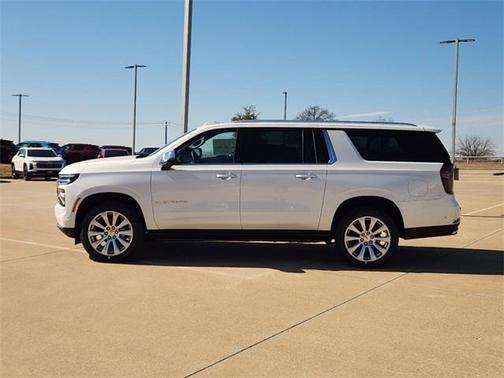 2025 Chevrolet Suburban Premier