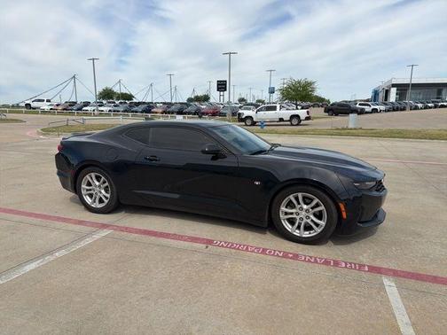 Black 2019 Chevrolet Camaro 1LS