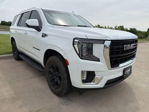 Summit White 2022 GMC Yukon SLE