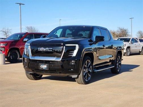 2025 GMC Sierra EV Denali