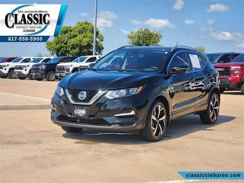 2022 Nissan Rogue Sport SL