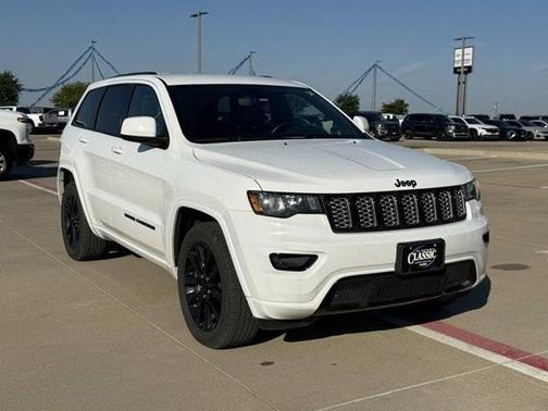 2020 Jeep Grand Cherokee Altitude