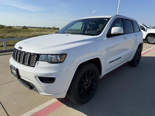 2020 Jeep Grand Cherokee Altitude