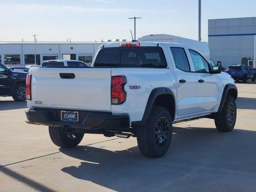 Summit White 2026 Chevrolet Colorado Trail Boss