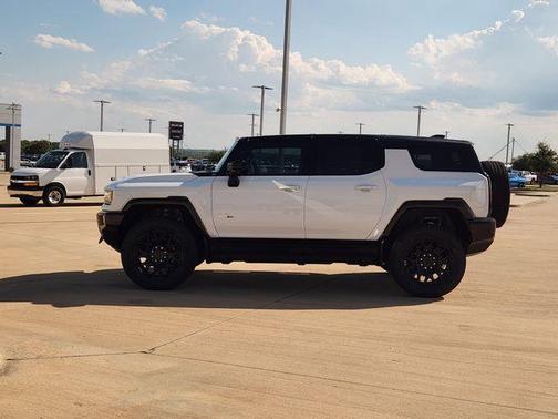 White 2026 GMC HUMMER EV SUV 2X