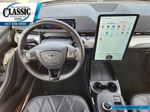 2022 Ford Mustang Mach-E Select