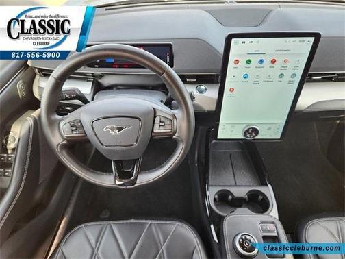 2022 Ford Mustang Mach-E Select