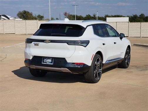 2026 Chevrolet Equinox EV LT 2