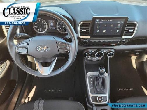2022 Hyundai VENUE SEL