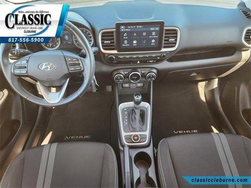 2022 Hyundai VENUE SEL
