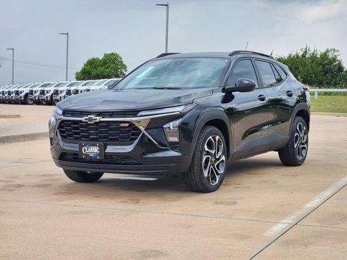 Mosaic Black Metallic 2026 Chevrolet Trax 2RS