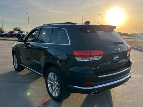 2018 Jeep Grand Cherokee Summit