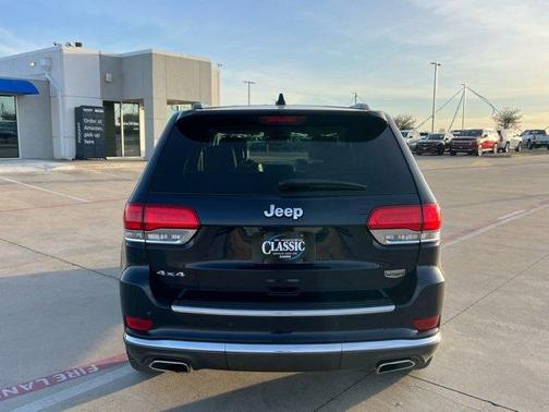 2018 Jeep Grand Cherokee Summit