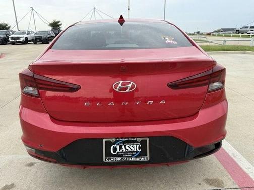 2020 Hyundai ELANTRA SEL