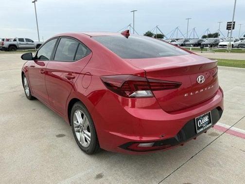 2020 Hyundai ELANTRA SEL