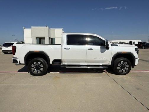 2024 GMC Sierra 2500 Denali