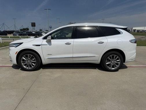 2024 Buick Enclave Avenir