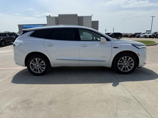 2024 Buick Enclave Avenir