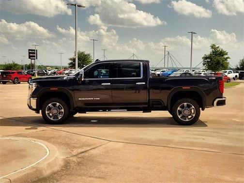 2025 GMC Sierra 2500 SLT