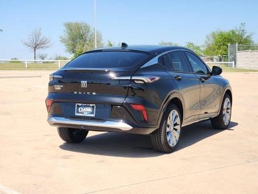 Ebony Twilight Metallic 2026 Buick Envista Avenir