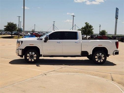 2025 GMC Sierra 2500 Denali