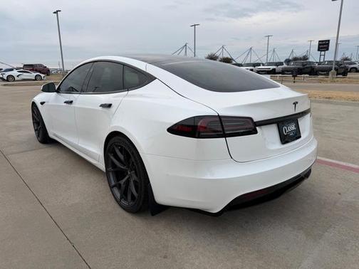 2023 Tesla Model S 