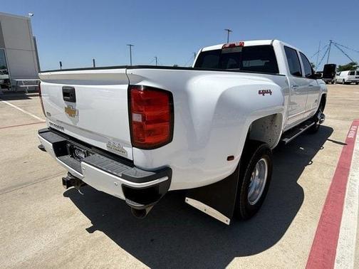 2015 Chevrolet Silverado 3500 High Country