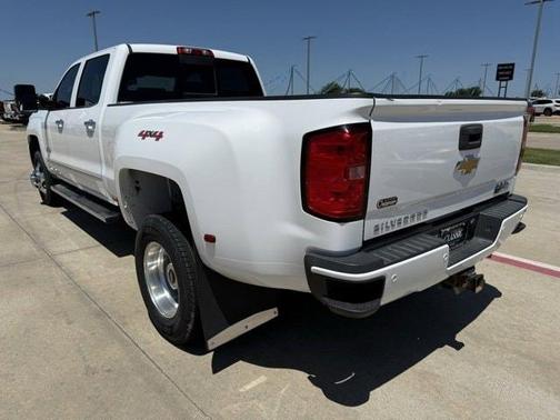 2015 Chevrolet Silverado 3500 High Country