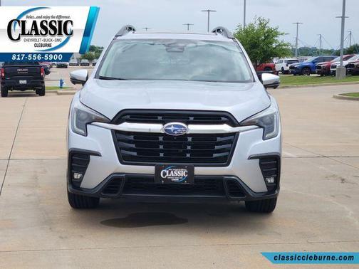 Ice Silver Metallic 2023 Subaru Ascent Limited 7-Passenger