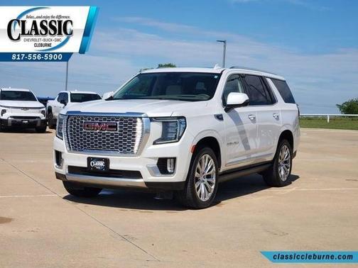 White Frost Tri-Coat 2023 GMC Yukon Denali