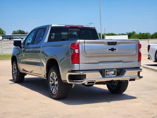Sterling Gray Metallic 2026 Chevrolet Silverado 1500 LT