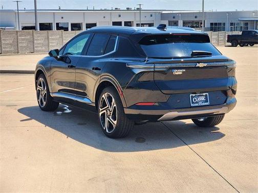 2025 Chevrolet Equinox EV LT 2