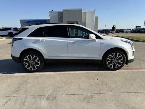2024 Cadillac XT5 Sport
