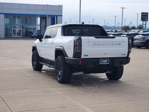 White 2026 GMC HUMMER EV Pickup 2X