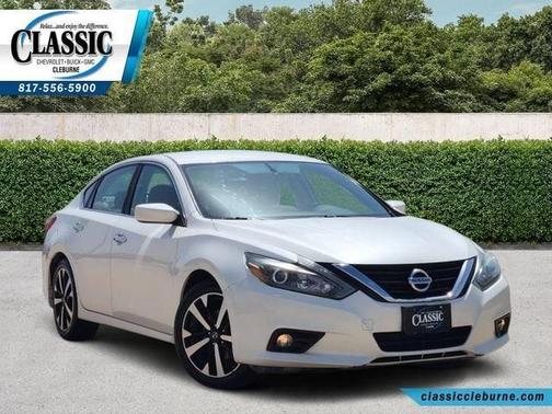 White 2018 Nissan Altima 2.5 SR