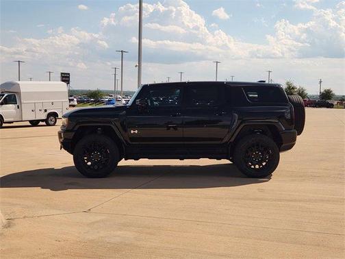 2026 GMC HUMMER EV SUV 2X