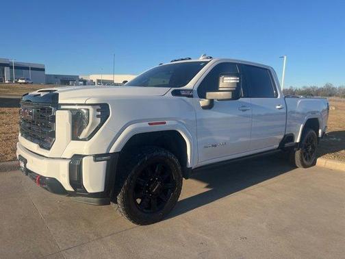 2025 GMC Sierra 2500 AT4